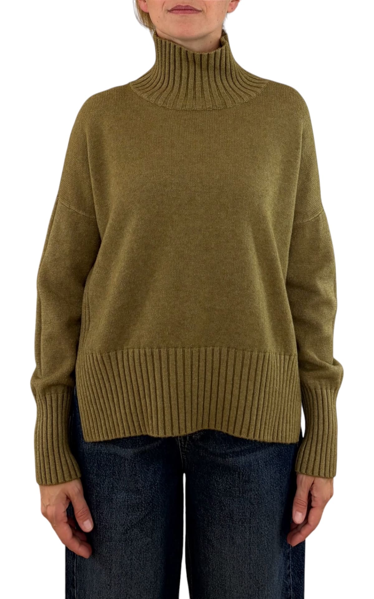 Initial - Maglia collo alto spacco - Olio