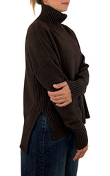 Initial - Maglia collo alto spacco - Moro