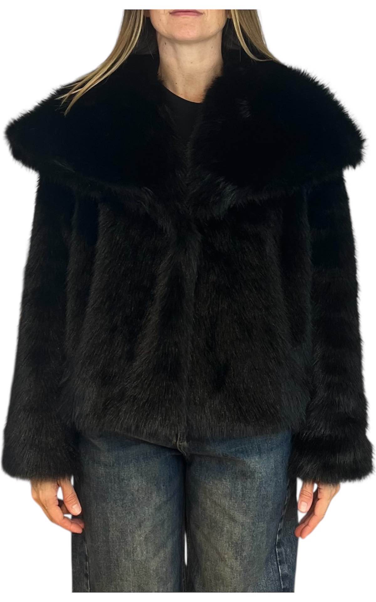 Off-On – Ecopelliccia con bottone – nero